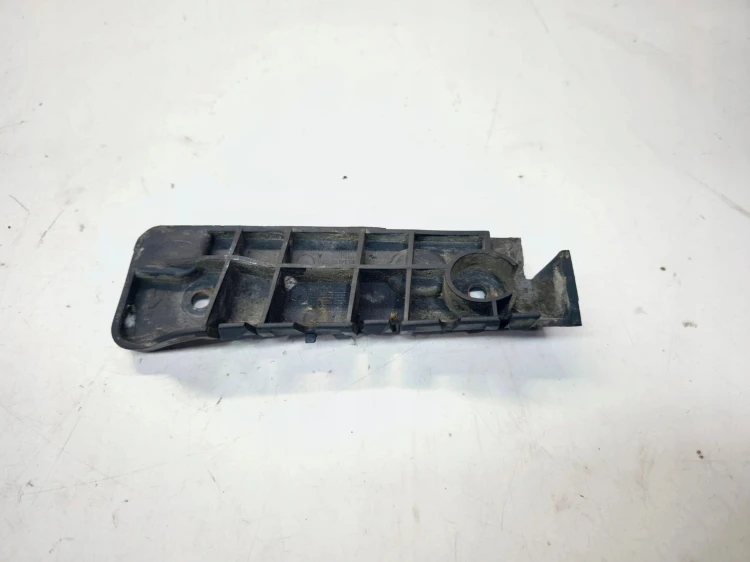 ŚLIZG MOCOWANIE ZDERZAKA PRAWY PRZÓD AUDI A4 B6 8E0807284A