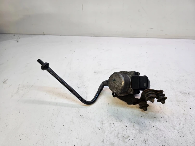 DODATKOWA POMPA HAMULCOWA AUDI A3 8P VW 1J0612181B