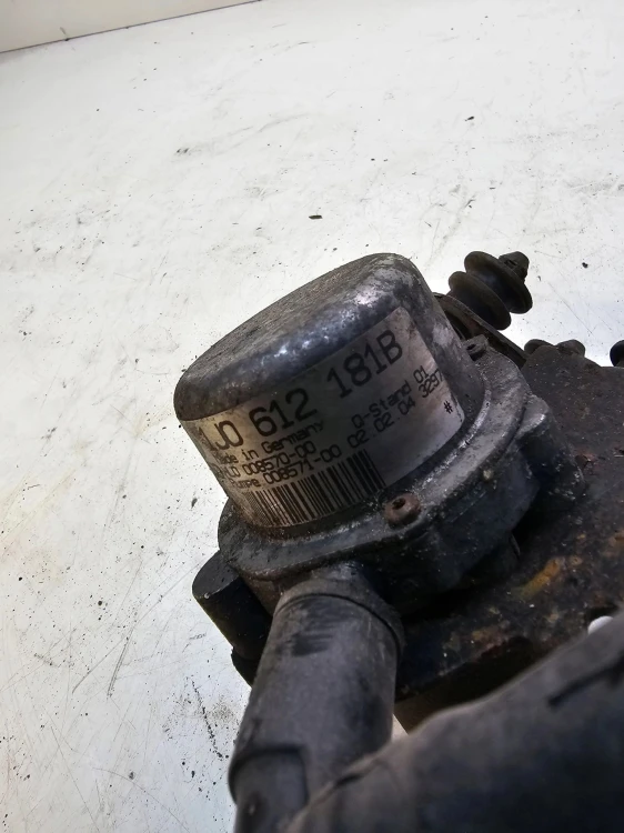 DODATKOWA POMPA HAMULCOWA AUDI A3 8P VW 1J0612181B