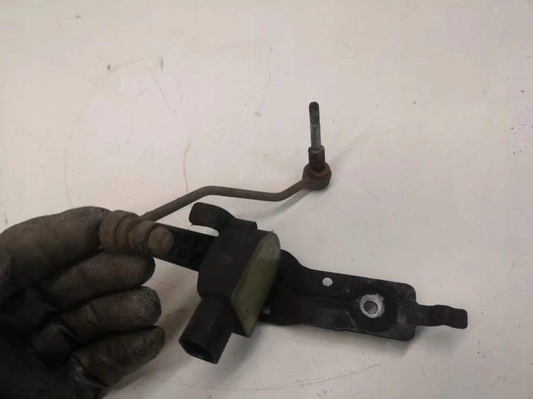 CZUJNIK POZIOMOWANIA ŚWIATEŁ AUDI A4 A5 1T0907503