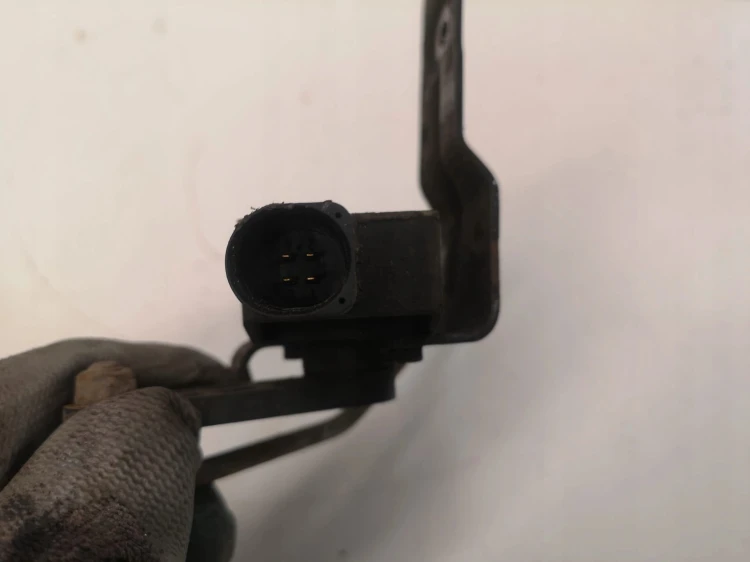 CZUJNIK POZIOMOWANIA ŚWIATEŁ AUDI A4 A5 1T0907503