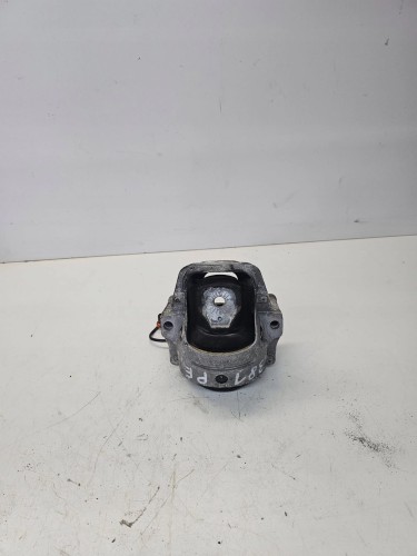 PODUSZKA SILNIKA L P AUDI A4 B8 A5 Q5 8K0199381PE