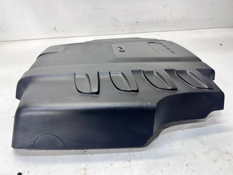 OSŁONA POKRYWA SILNIKA AUDI A6 C7 03L103925L