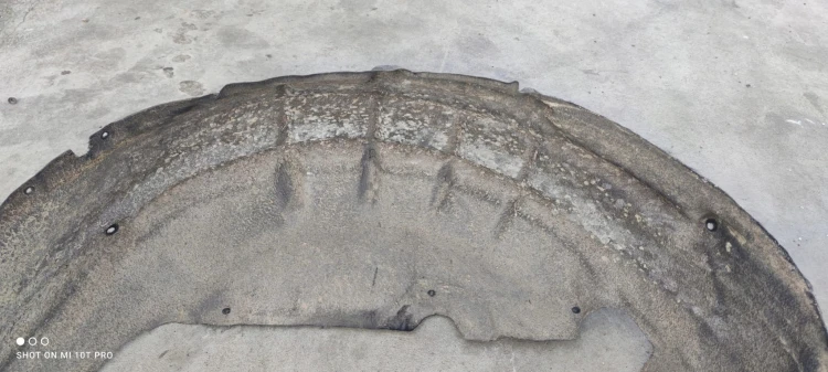 NADKOLE PRAWY TYŁ AUDI Q7 4L 4L0810172 MATERIAŁOWE