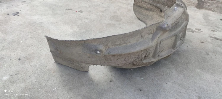 NADKOLE PRAWY TYŁ AUDI Q7 4L 4L0810172 MATERIAŁOWE