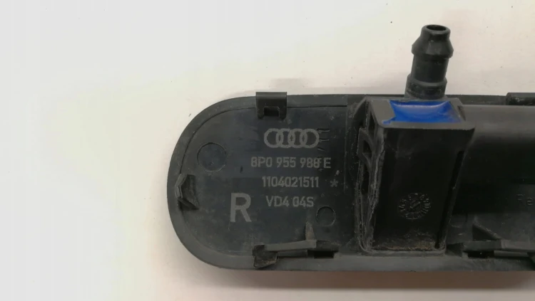 DYSZA SPRYSKIWACZA AUDI A3 8P LIFT 8P0955988E