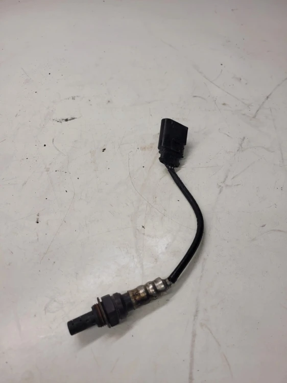 CZUJNIK TEMPERATURY SPALIN SONDA 03C906262