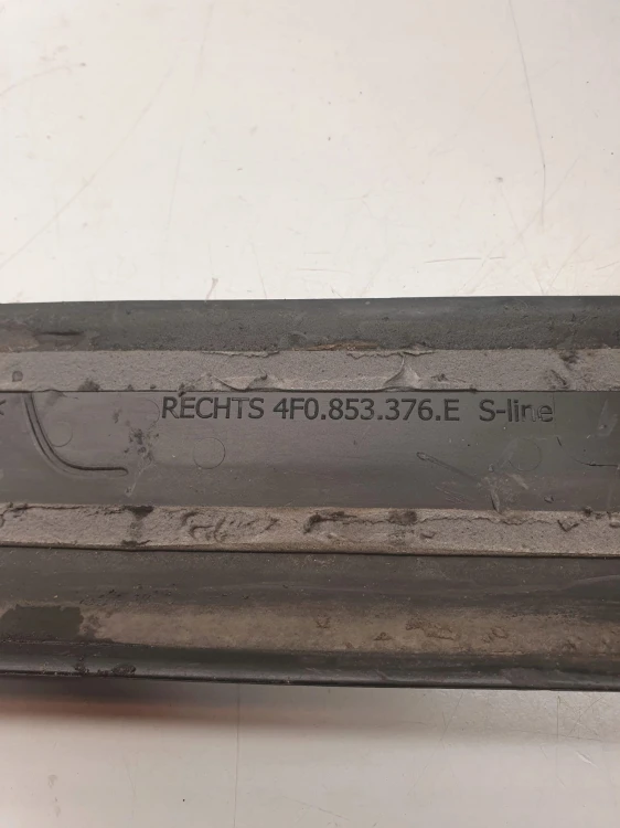 LISTWA PROGOWA PRAWY TYŁ A6 C6 S LINE 4F0853376E