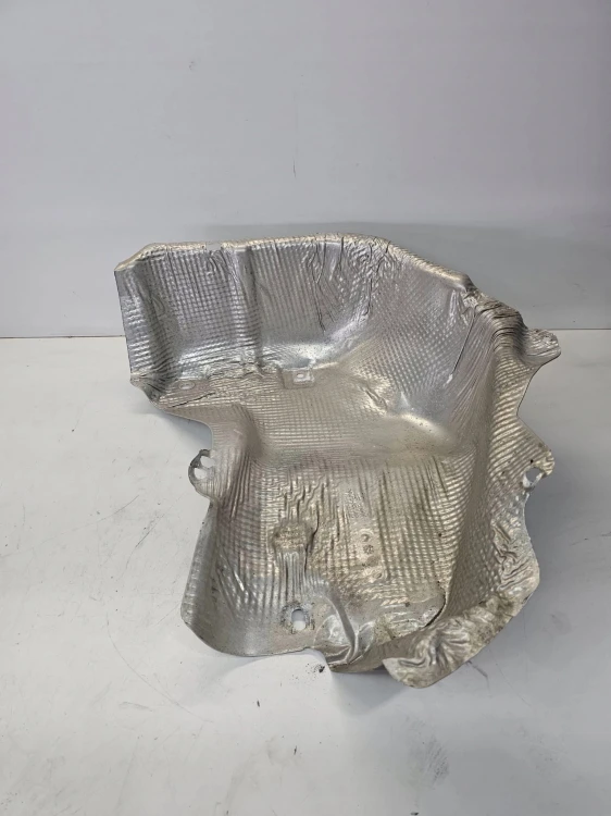OSŁONA TERMICZNA LEWY TYŁ AUDI A4 B9 8W0804173C