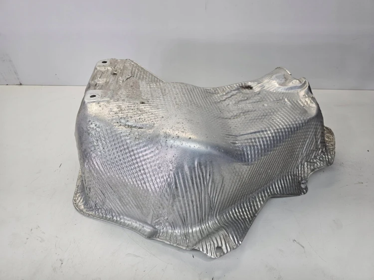 OSŁONA TERMICZNA LEWY TYŁ AUDI A4 B9 8W0804173C