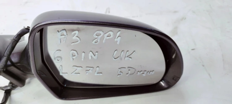 LUSTERKO PRAWY PRZÓD AUDI A3 8P4 LZ7L 6 PIN UK