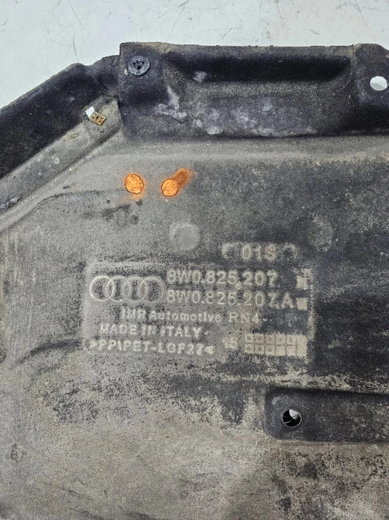 OSŁONA PODWOZIA LEWA AUDI A4 B9 8W0825207