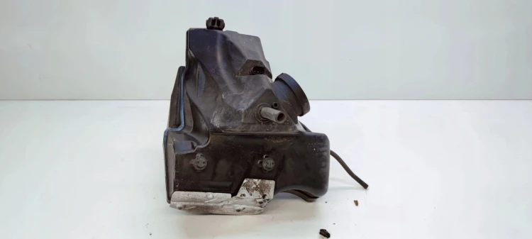 OBUDOWA FILTRA POWIETRZA AUDI A4 A5 Q5 8R0133837D 8R0133843C