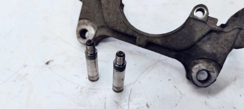 JARZMO ZACISKU PRZÓD AUDI VW SEAT SKODA * 741 *