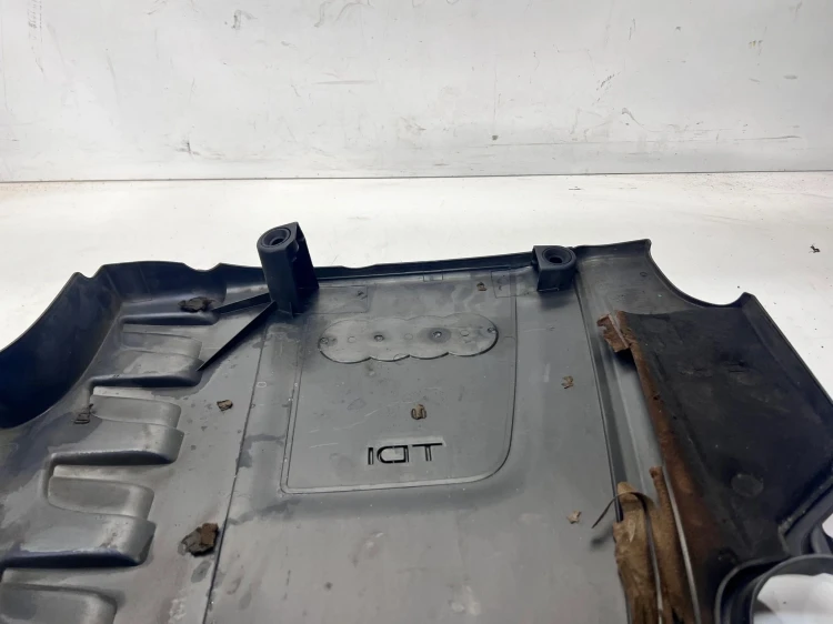 OSŁONA POKRYWA SILNIKA AUDI A6 C7 03L103925L