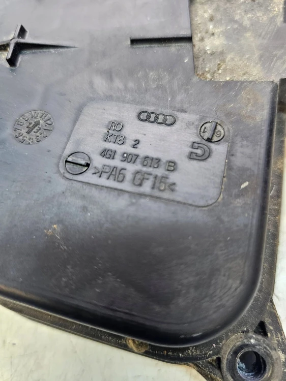 POKRYWA OSŁONA BEZPIECZNIKÓW AUDI A6 C7 4G1907613B