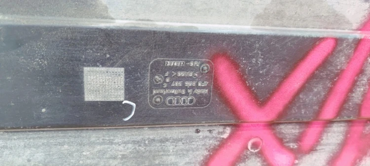 OSŁONA PODWOZIA LEWA AUDI A6 C6 4F0825207C *1*