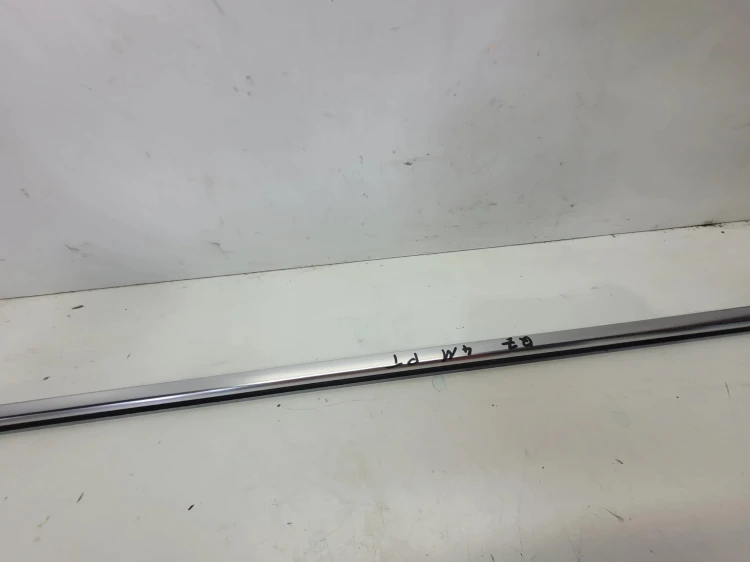 LISTWA CHROM DRZWI PRAWY TYŁ AUDI Q7 4M 4M0853764 3Q7
