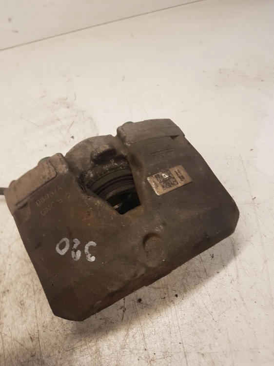 ZACISK HAMULCOWY LEWY PRZÓD AUDI A6 C7 7 4G0105R