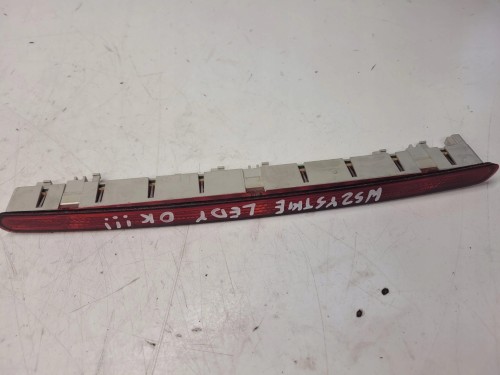 ŚWIATŁO STOP STOPU AUDI A3 8P LIFT 3-D 8P3945097