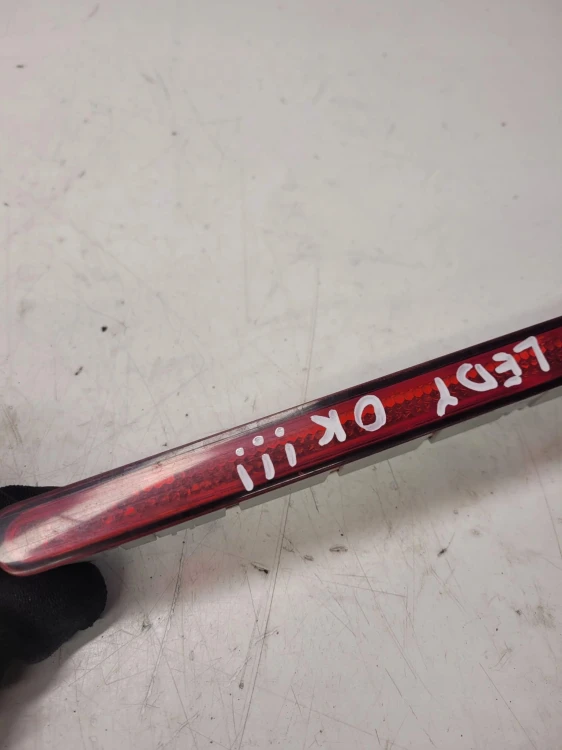ŚWIATŁO STOP STOPU AUDI A3 8P LIFT 3-D 8P3945097