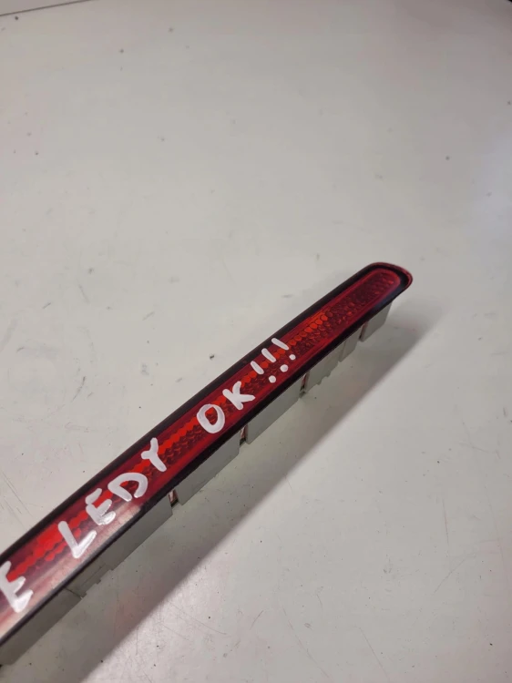 ŚWIATŁO STOP STOPU AUDI A3 8P LIFT 3-D 8P3945097