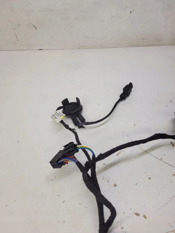 WIĄZKA DRZWI LEWY PRAWY TYŁ AUDI A1 8X0971687B
