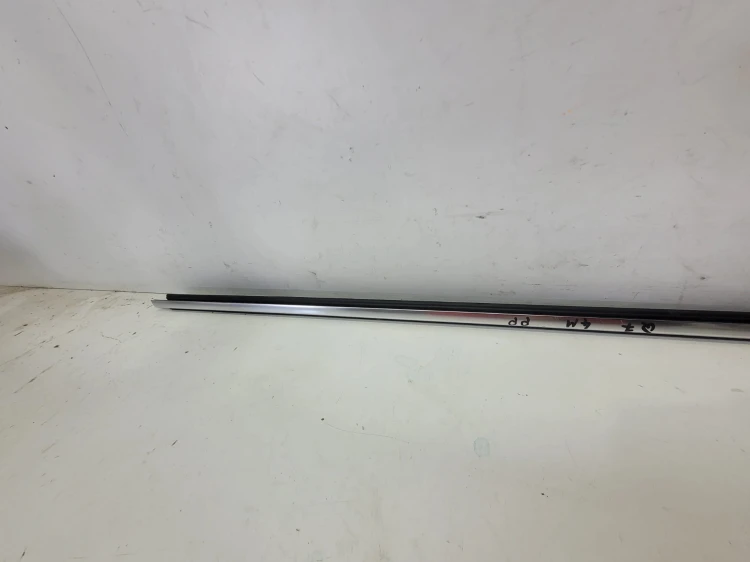 LISTWA CHROM DRZWI PRAWY PRZÓD AUDI Q7 4M 4M0853284 3Q7