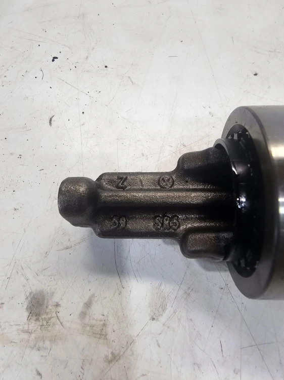 WAŁEK BALANSUJĄCY AUDI A3 8V A4 B9 VW SEAT 03N103303B