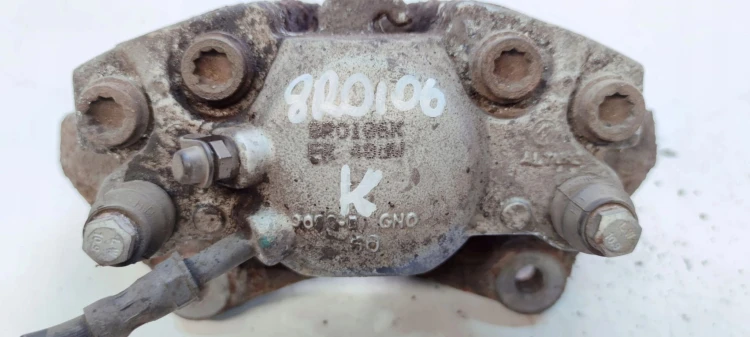 ZACISK HAMULCOWY LEWY PRZÓD AUDI A4 A5 Q5 8R0106K