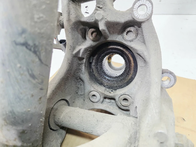 ZWROTNICA LEWY TYŁ AUDI A6 C7 QUATTRO 8R0505435C 8R0505311F