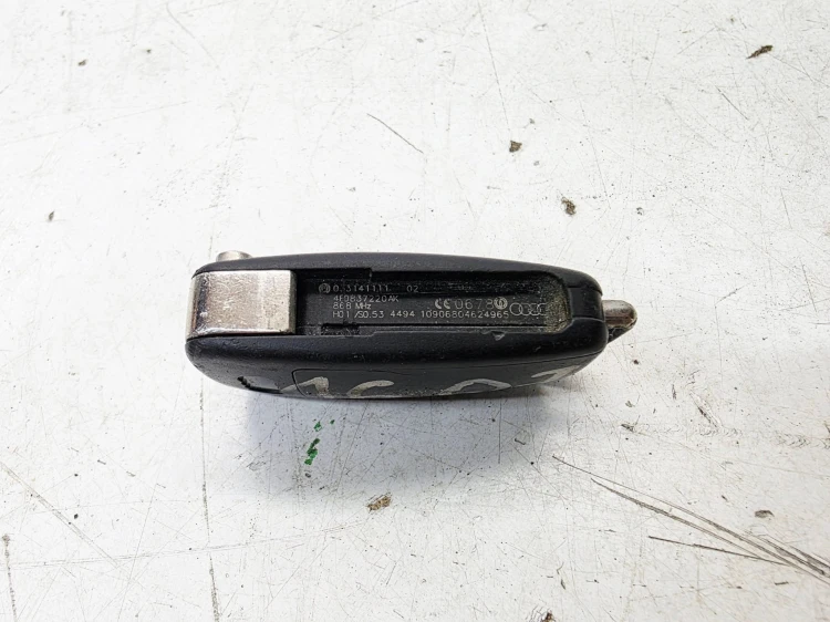 KLUCZYK PILOT SCYZORYK AUDI A6 C6 Q7 4L 4F0837220AK 16Q7
