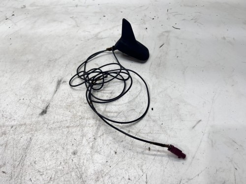 ANTENA LOTKA REKIN AUDI A4 B6 B7 8E9035503N