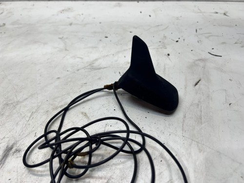 ANTENA LOTKA REKIN AUDI A4 B6 B7 8E9035503N