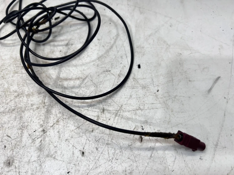 ANTENA LOTKA REKIN AUDI A4 B6 B7 8E9035503N