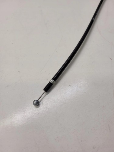 LINKA OTWIERANIA MASKI AUDI A3 8P LIFT 8P0823535C