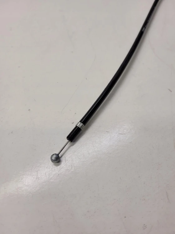 LINKA OTWIERANIA MASKI AUDI A3 8P LIFT 8P0823535C