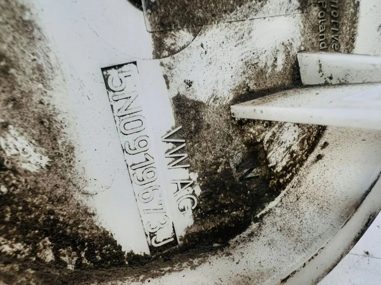 PŁYWAK PALIWA CZUJNIK AUDI 5N0919673J