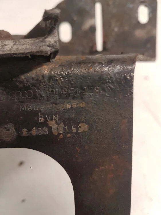 KLAKSON SYGNAŁ AUDI A6 C6 4F0951229 KOMPLET