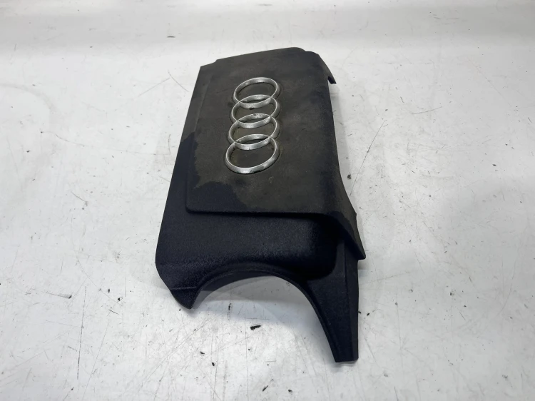 OSŁONA POKRYWA SILNIKA AUDI A6 C6 3.2 FSI AUK 06E103926D