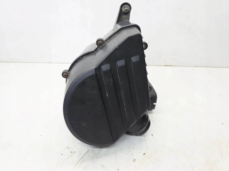 OBUDOWA FILTRA POWIETRZA AUDI A1 8X VOLKSWAGEN SEAT SKODA 6R0129607C