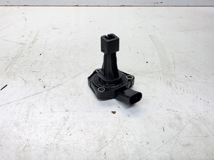 CZUJNIK POZIOMU OLEJU AUDI VOLKSWAGEN SEAT SKODA TDI 04L907660C