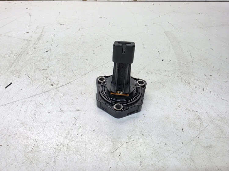CZUJNIK POZIOMU OLEJU AUDI VOLKSWAGEN SEAT SKODA TDI 04L907660C