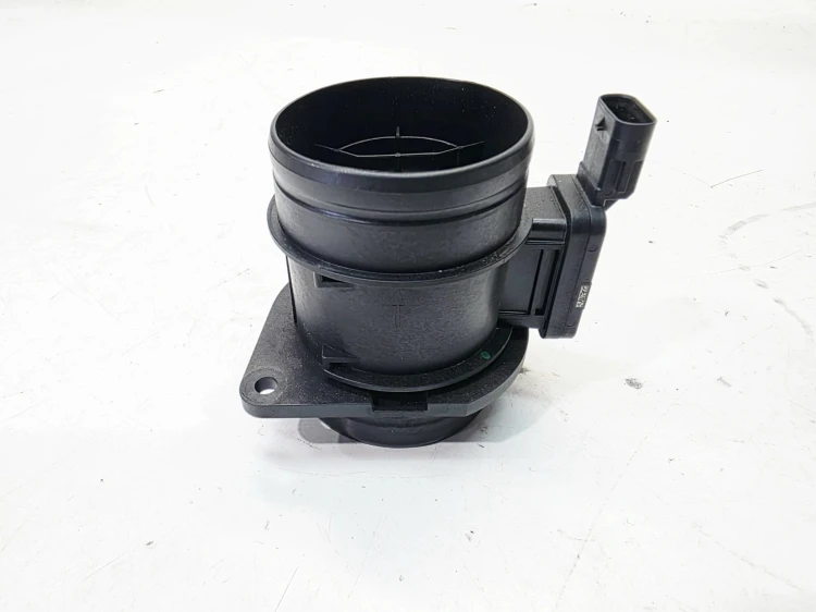 PRZEPŁYWOMIERZ CZUJNIK MASY POWIETRZA AUDI VOLKSWAGEN SEAT SKODA 04L906461B