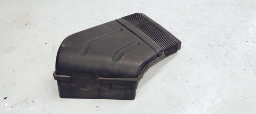 DOLOT WLOT POWIETRZA AUDI A4 B7 8E0129617D