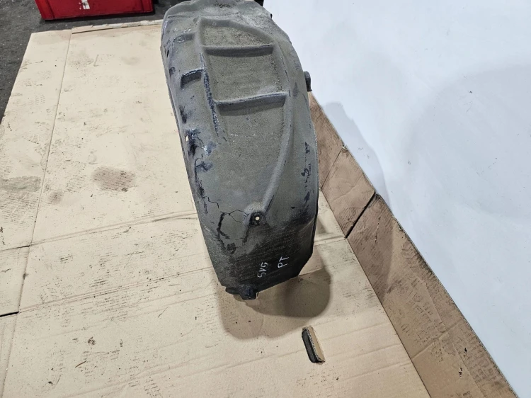 NADKOLE PRAWY TYŁ AUDI A3 8V 8V5810172C SEDAN ORYGINAŁ