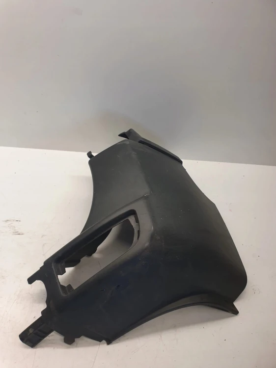 NAROŻNIK ZDERZAKA L TYŁ MERCEDES 906 A9068801171