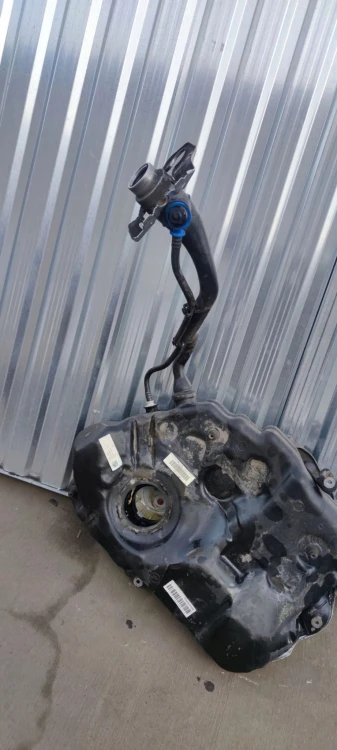 BAK ZBIORNIK PALIWA AUDI A4 B9 A5 8W 8W0201021CG