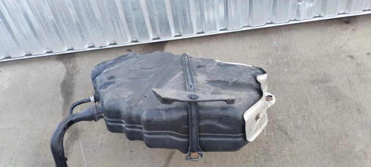BAK ZBIORNIK PALIWA AUDI A4 B9 A5 8W 8W0201021CG