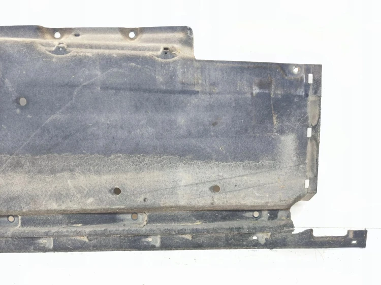 OSŁONA PŁYTA PODWOZIA LEWA DUŻA AUDI Q5 8R LIFT 8R0825207E